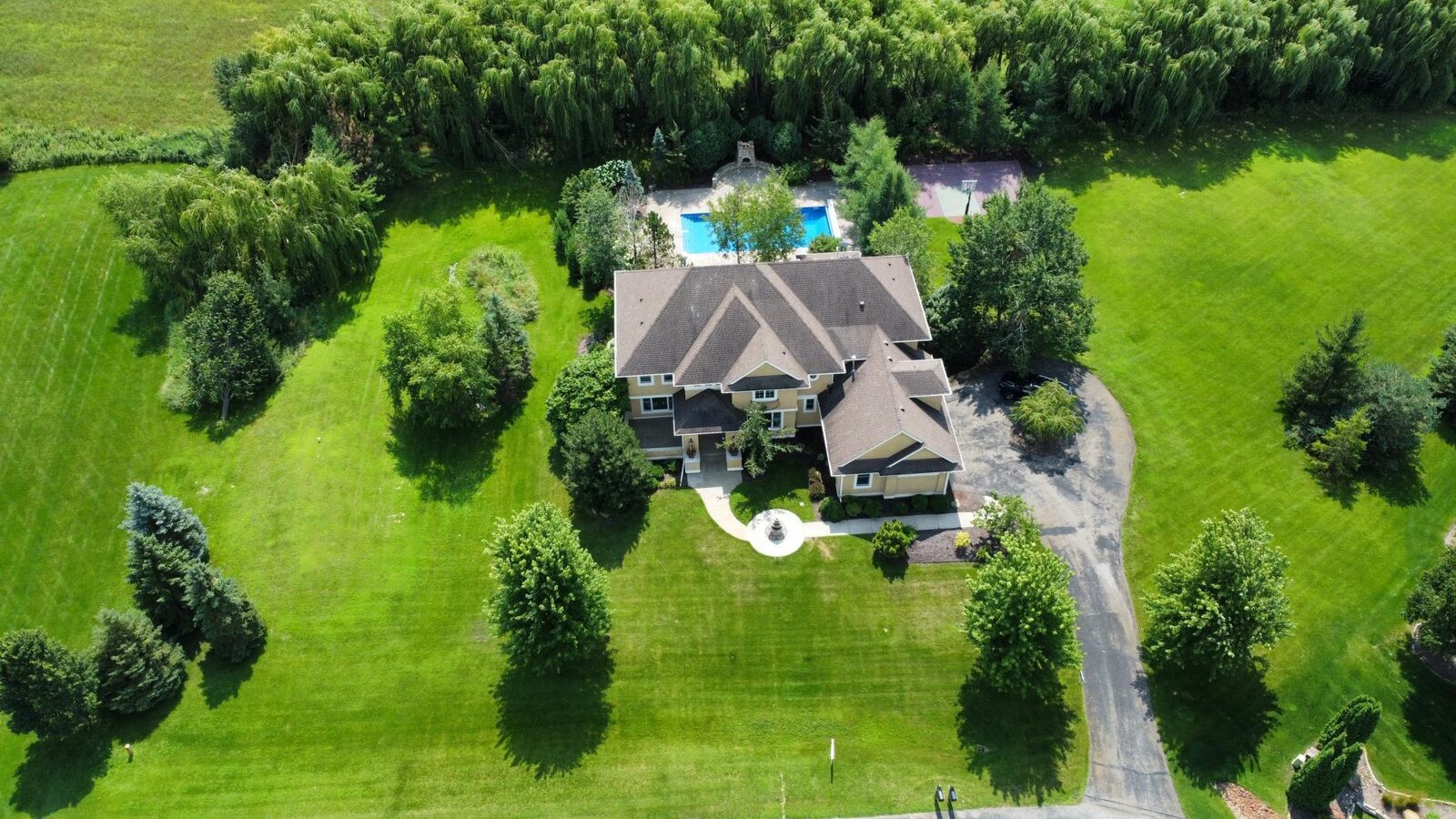 Property Photo: 6294 Bluestem Road S MN 55340