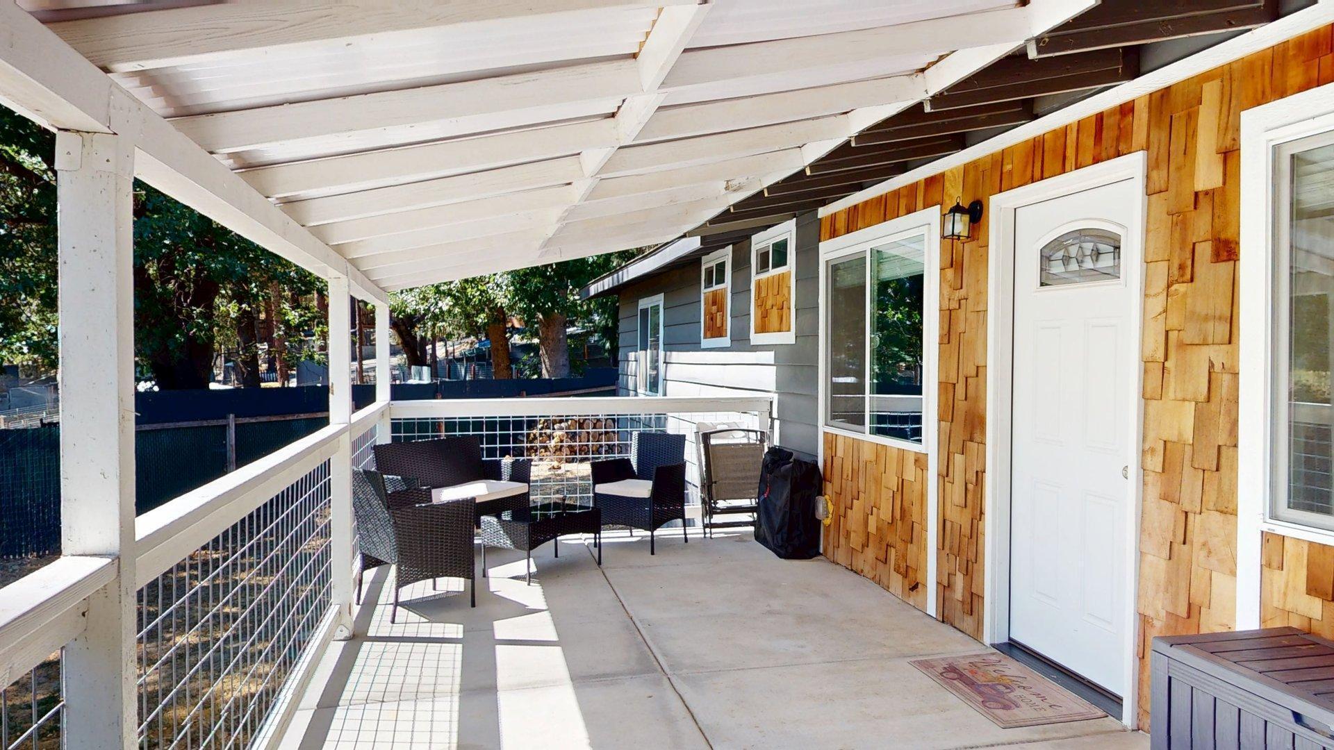 Property Photo: 2526 Upper River Road OR 97526