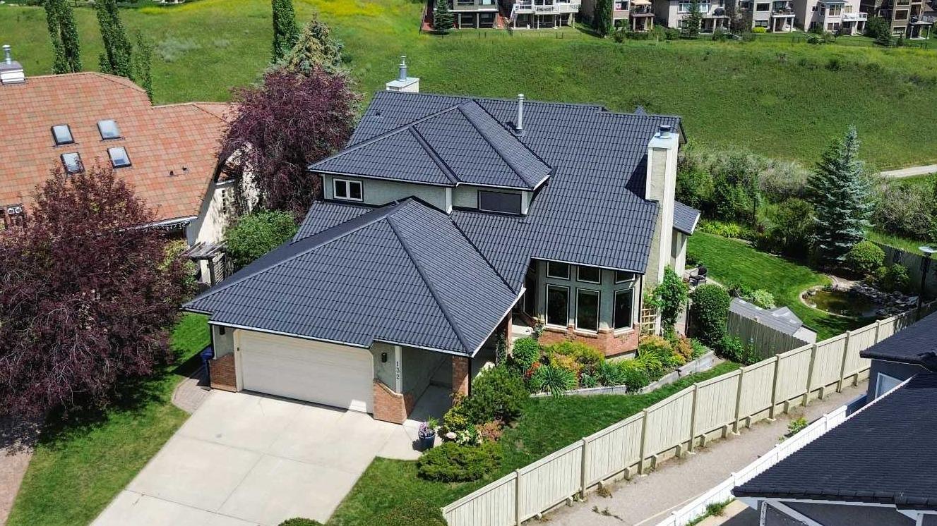 Photo de la propriété: 132 Edgeridge Place NW AB T3A 4P3