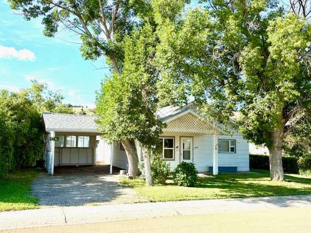 Property Photo: 1316 Dinosaur Trail AB T0J 0Y1