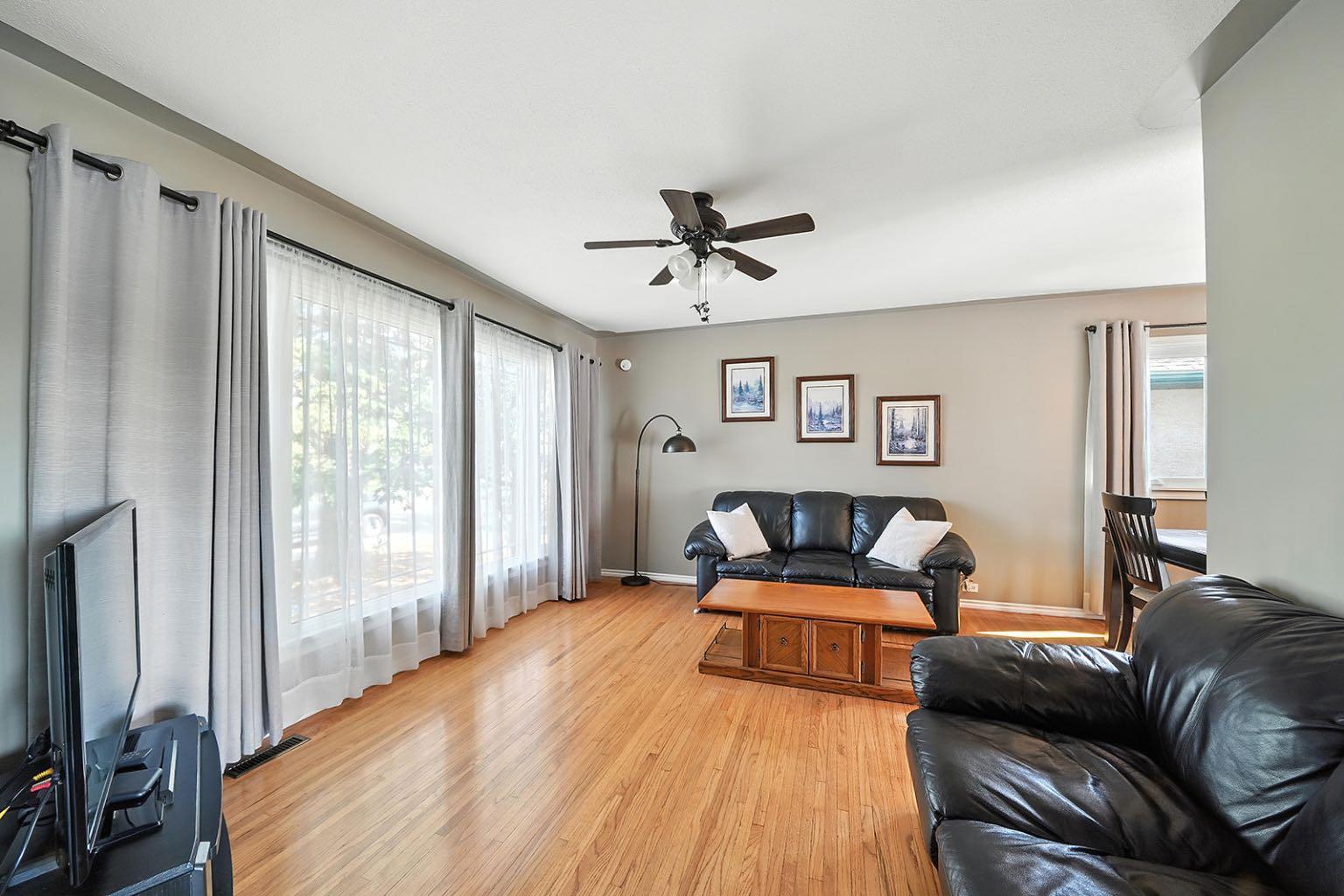 Property Photo:  3422 49 Avenue  AB T4N 3W2 