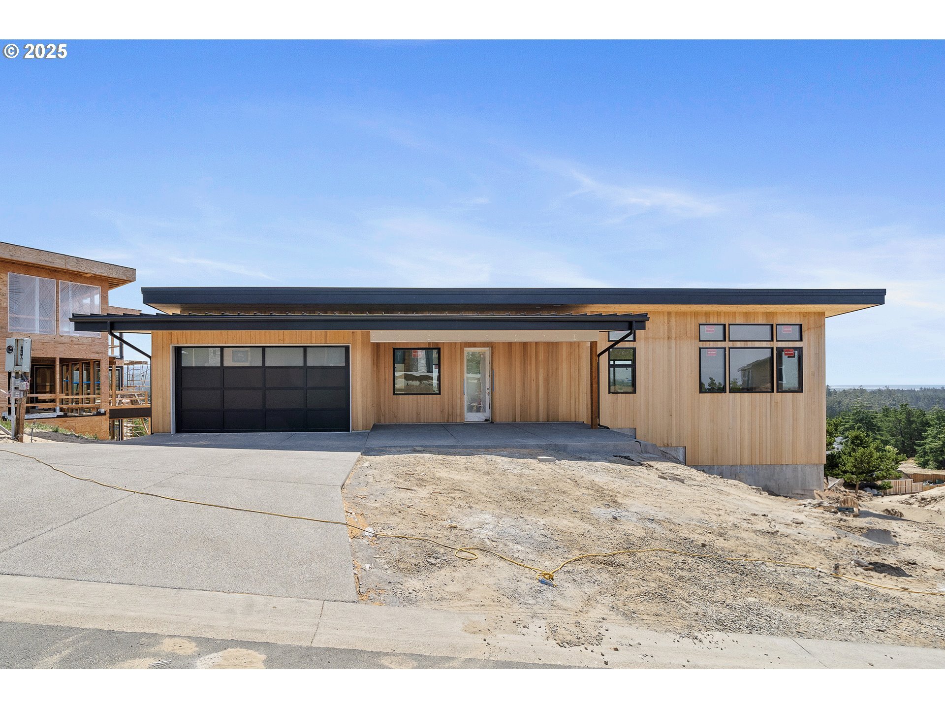 Property Photo: 456 Sea View Dr OR 97130