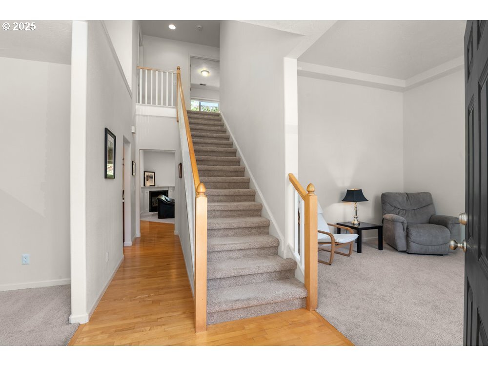 Property Photo: 6222 SW Garden Home Rd OR 97219