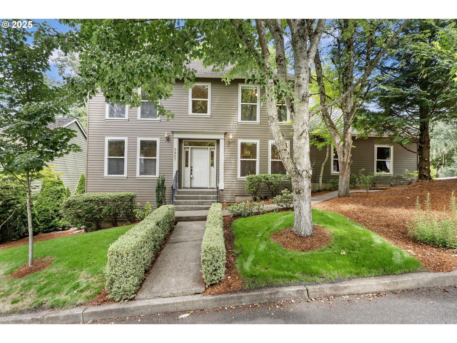 Property Photo:  9907 NW Bartholomew Dr  OR 97229 