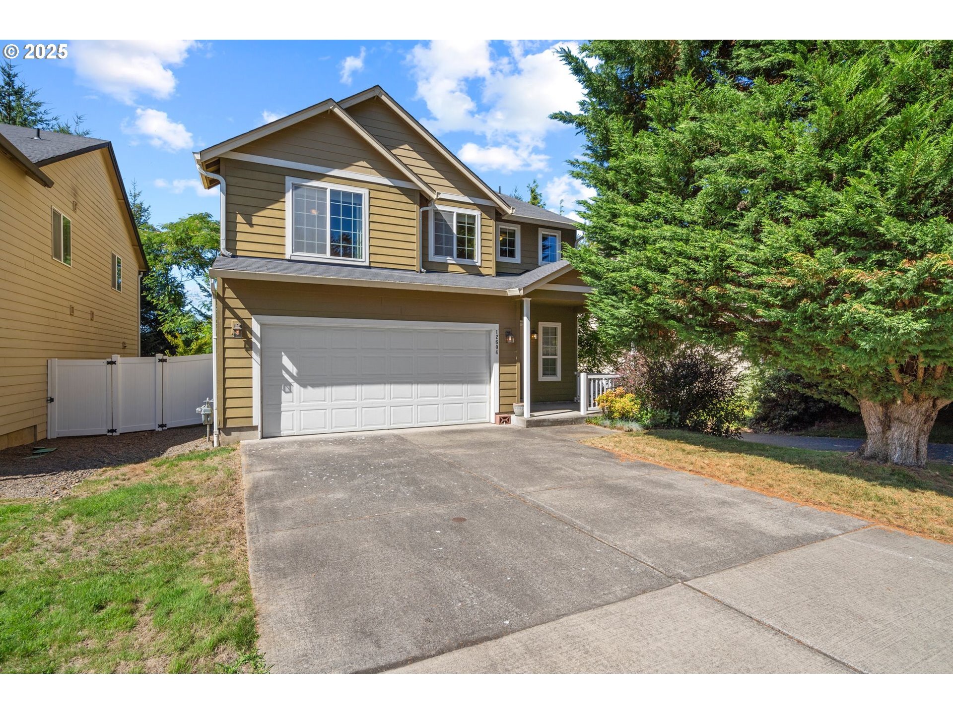 Property Photo:  12604 NE 25th Way  WA 98684 