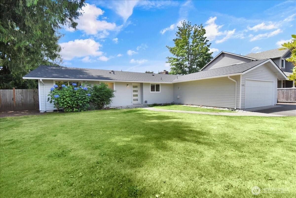 Property Photo: 15628 2nd Place W WA 98087