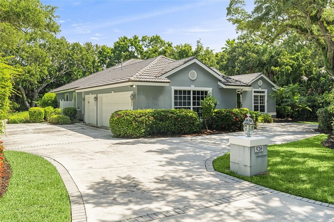 Property Photo: 520 Marbrisa Drive FL 32963