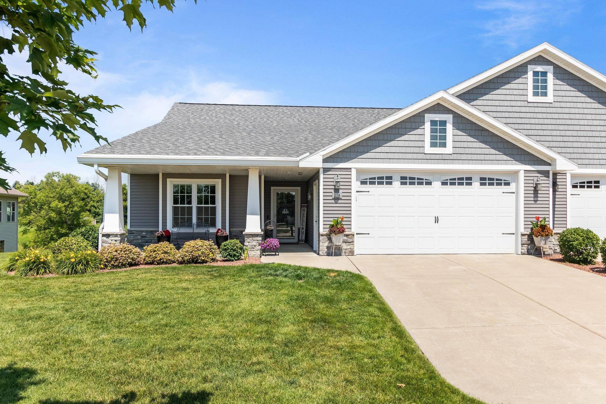 Property Photo: 504 Mapleleaf Court WI 54220