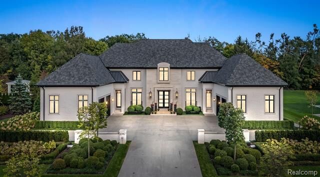 20910 Turnberry Boulevard  Northville MI 48167 photo
