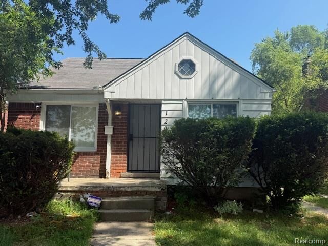 Property Photo: 12014 Duchess Street MI 48224