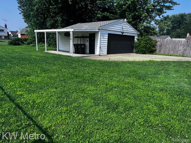 Property Photo:  25132 Pamela Street  MI 48180 