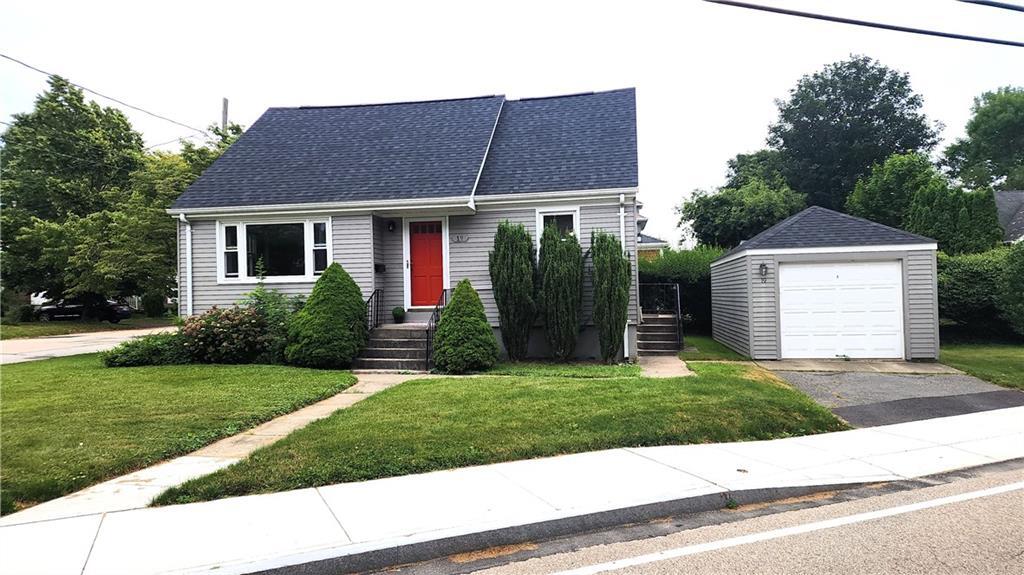 Property Photo:  19 Hillside Avenue  RI 02840 