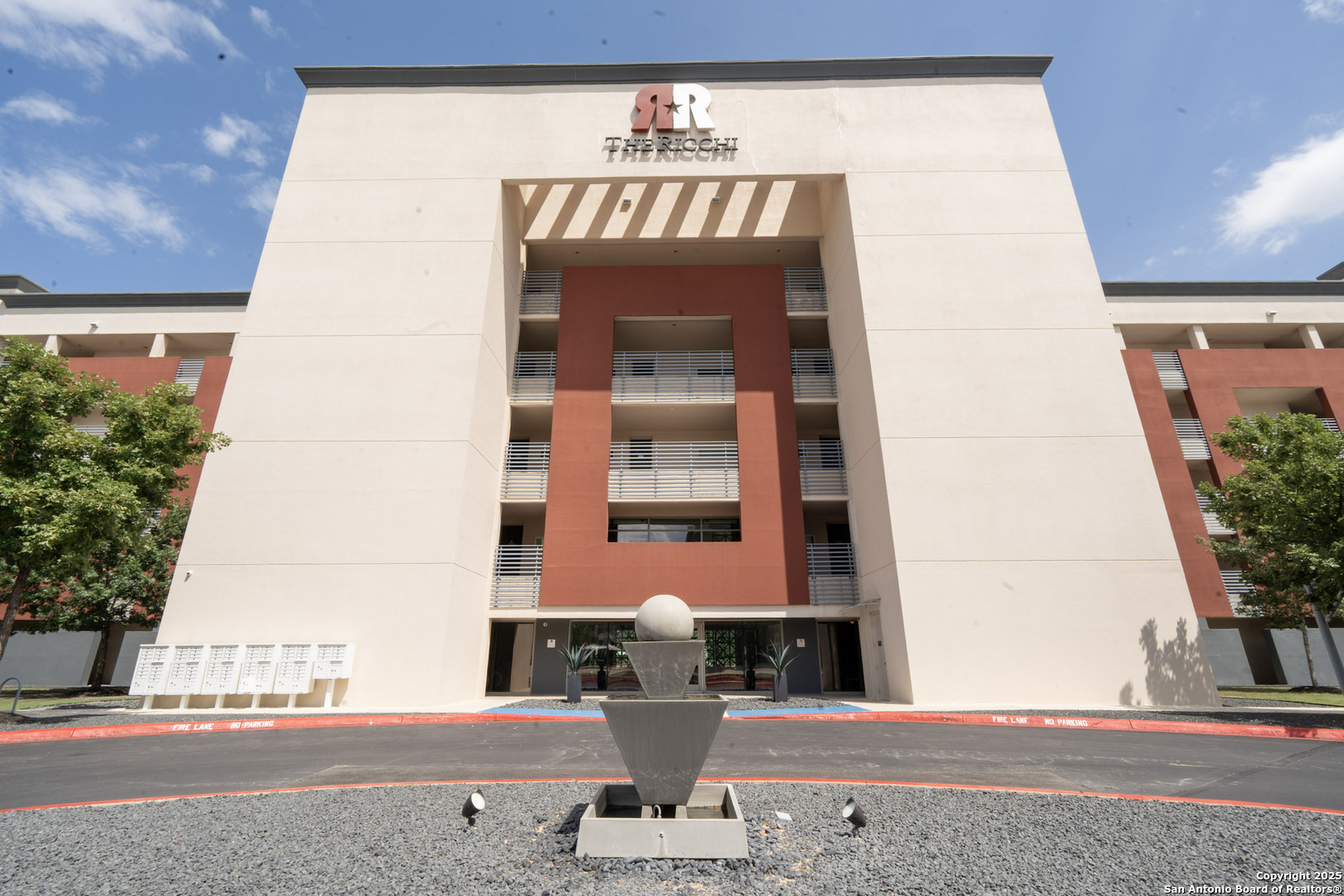 17902 La Cantera Unit 413  San Antonio TX 78257 photo