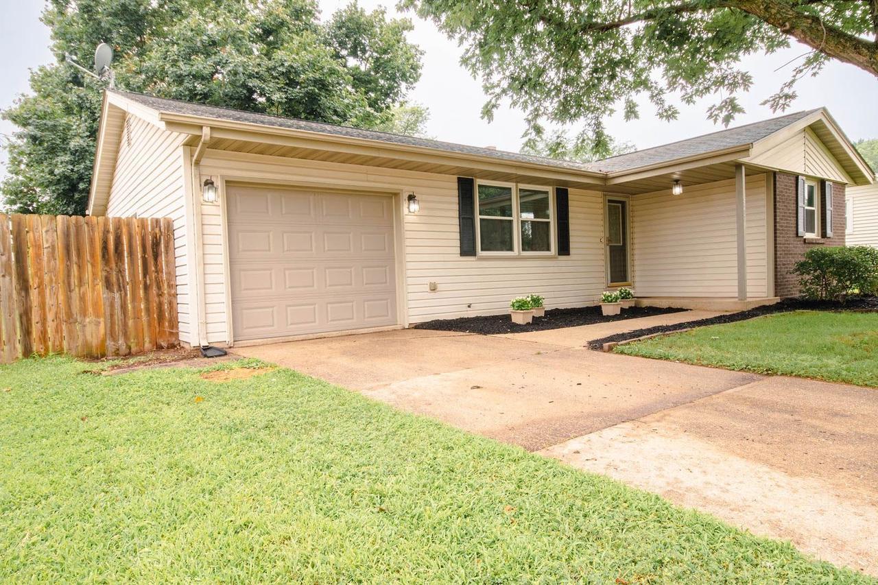 2202 Garden Drive  Janesville WI 53546 photo