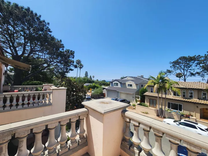 Property Photo: 2265 Manchester CA 92007