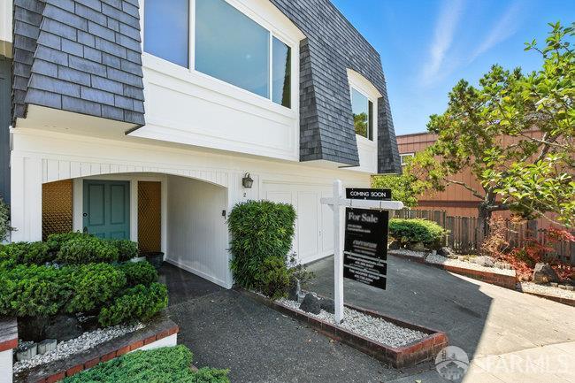Property Photo:  2 Ora Way  CA 94131 