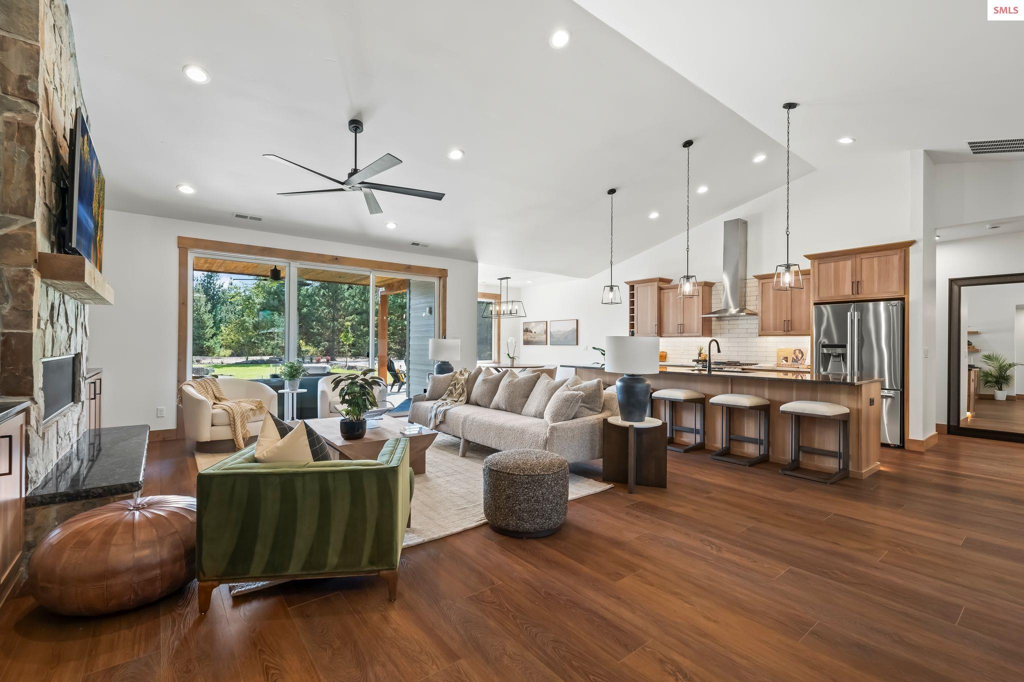 201 Osprey Ln  Sandpoint ID 83864 photo