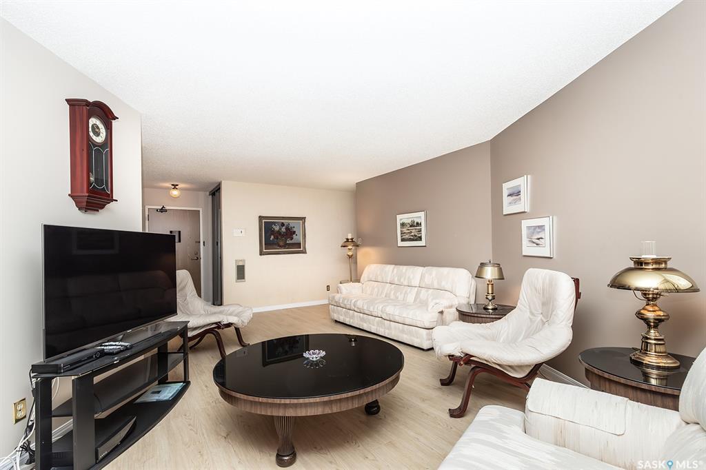 Property Photo: 525 5th Avenue N 308 SK S7K 2R1