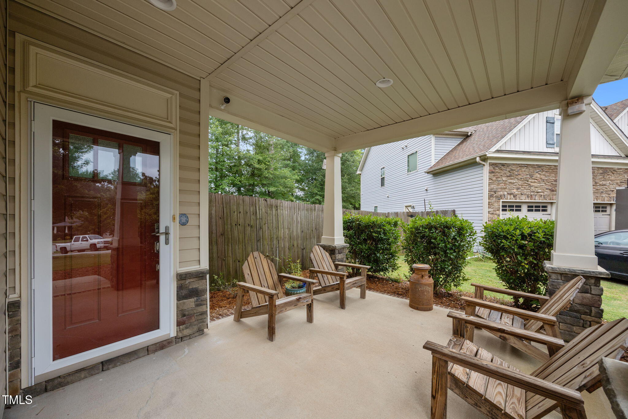 Property Photo: 1001 Shane Creek Court NC 27545