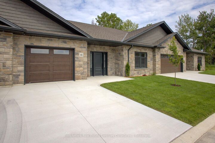 Property Photo:  1182 Queen Street 38  ON N2Z 1G4 