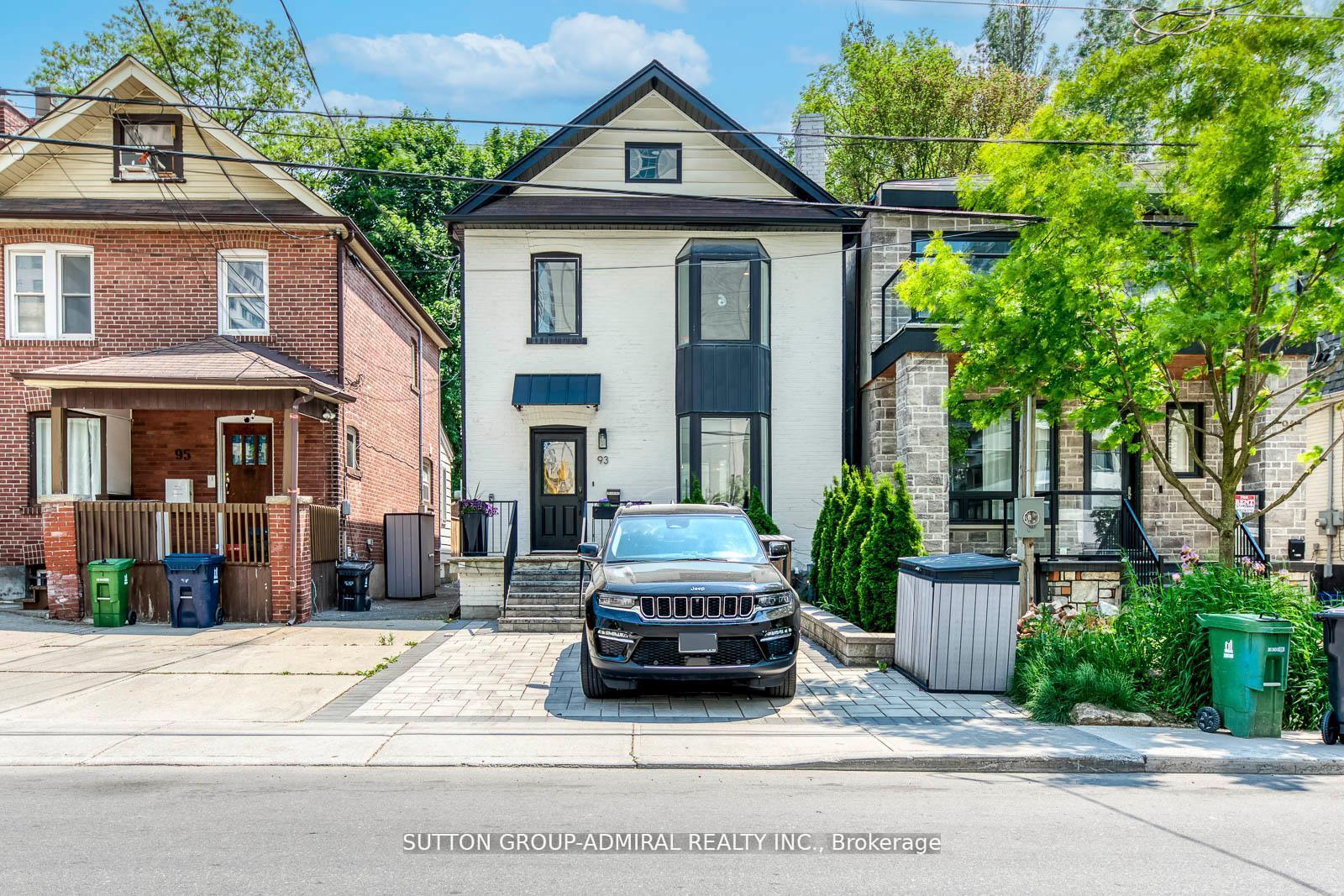 Property Photo:  93 Soudan Avenue  ON M4S 1V5 