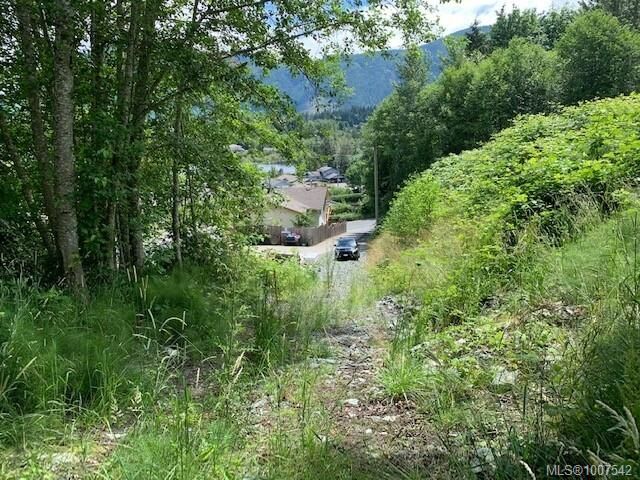 Property Photo: 167 River Rd BC V0R 2G0