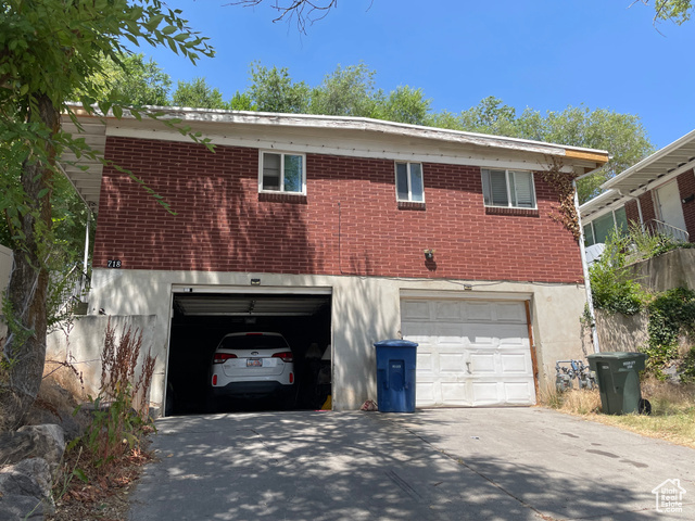 Property Photo:  718 E 30th St S  UT 84403 