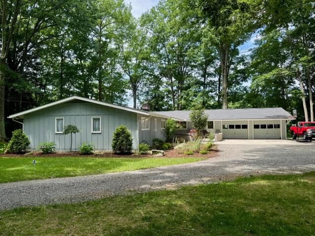 Property Photo: 20 Driftwood Drive PA 16365