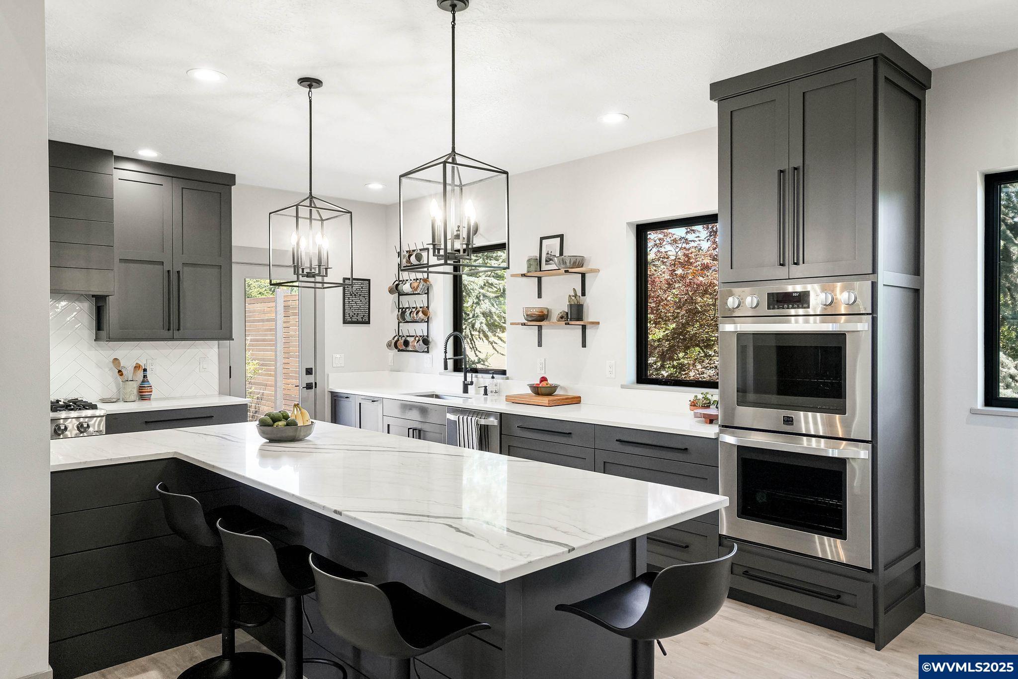 Property Photo:  1775 Titan Dr NW  OR 97304 