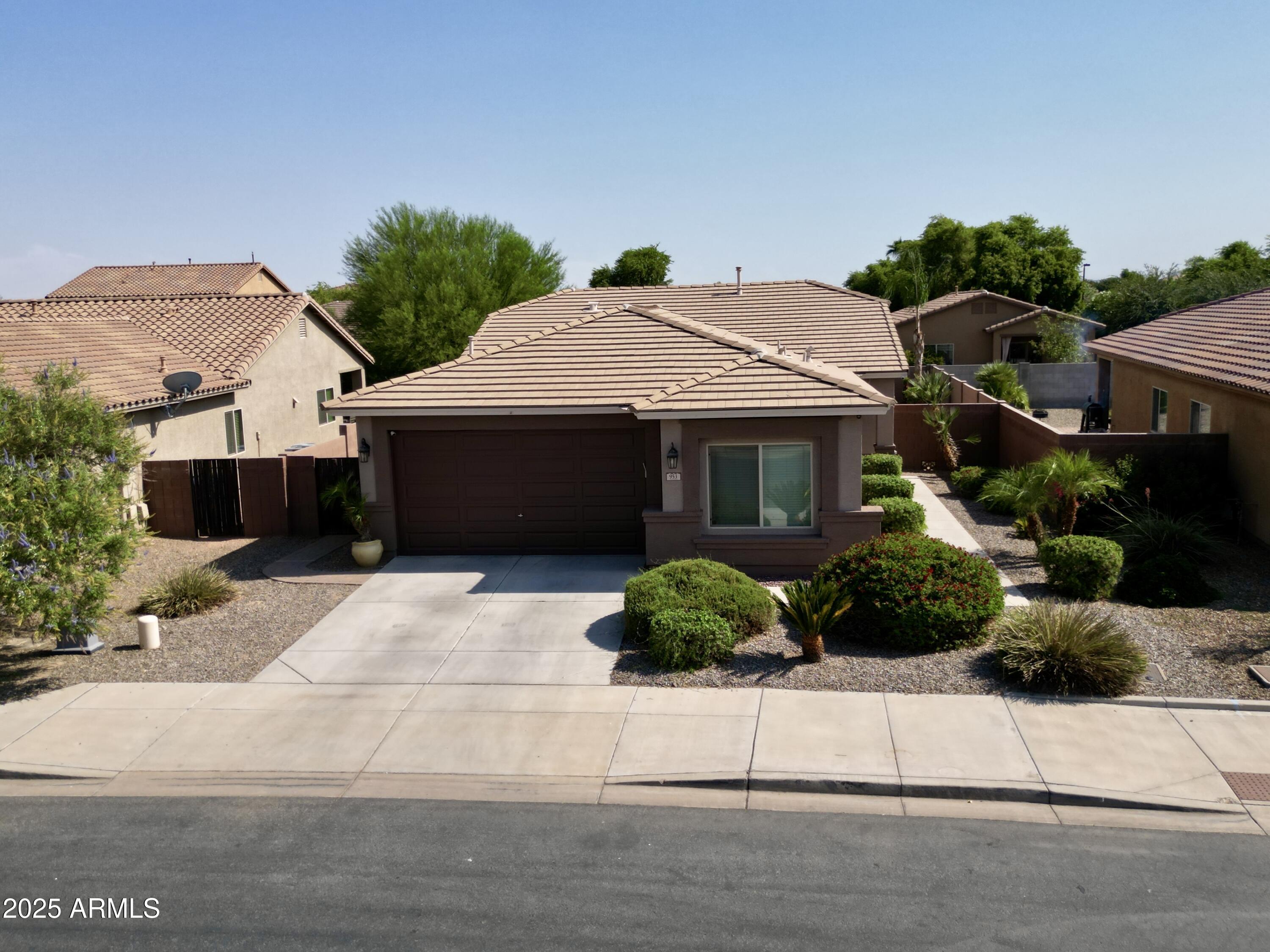 953 W Witt Avenue  San Tan Valley AZ 85140 photo