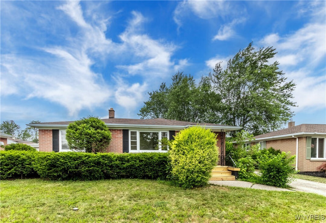 Property Photo:  130 Alberta Drive  NY 14226 