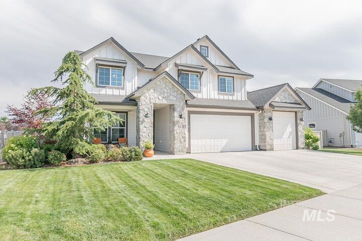 Property Photo:  4029 W Philomena Drive  ID 83646 