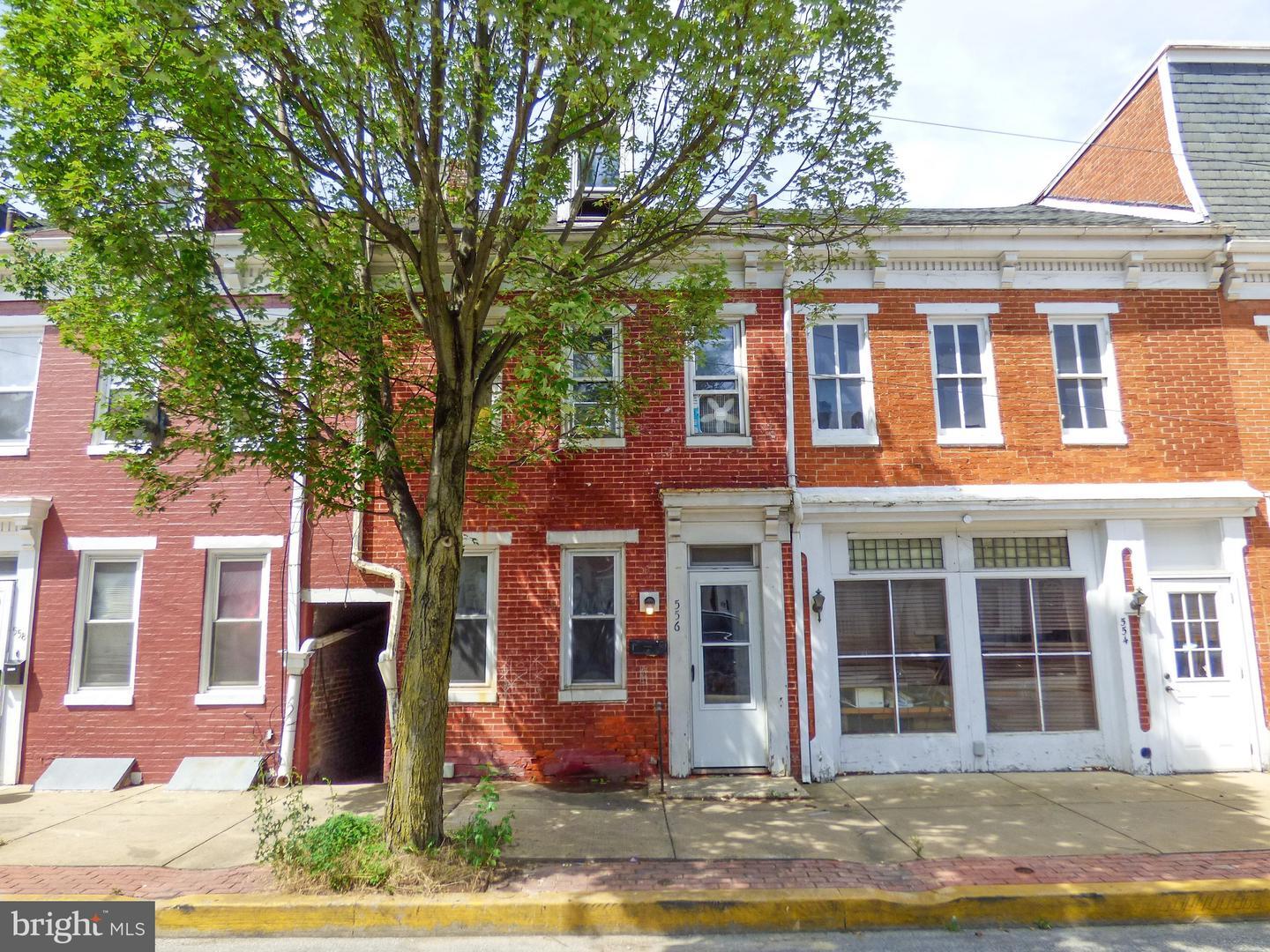 556 S Queen Street  York PA 17403 photo