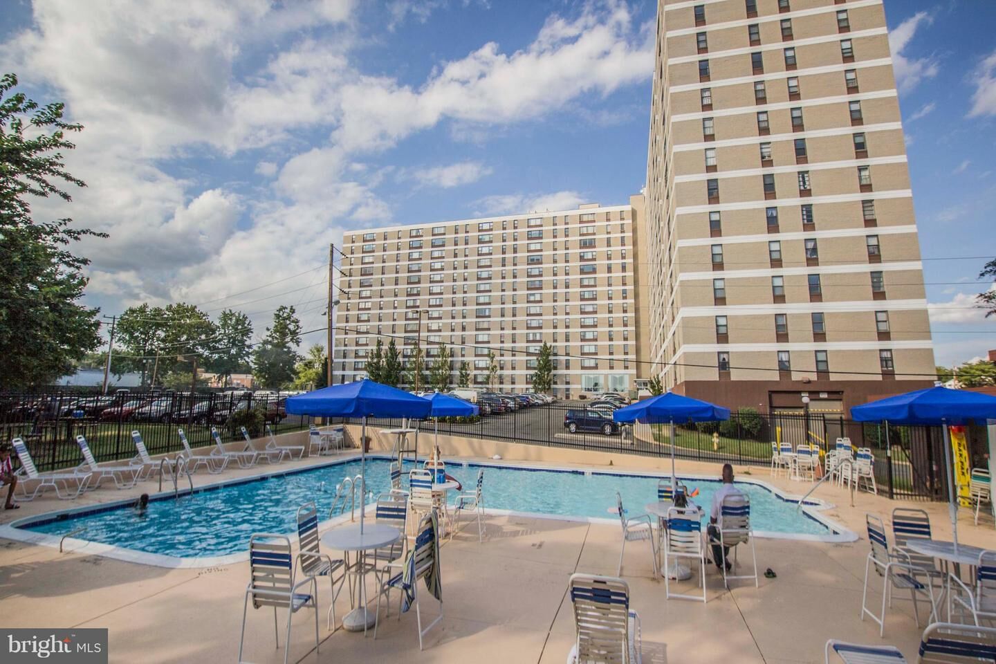 Property Photo:  4600 Duke Street 407  VA 22304 