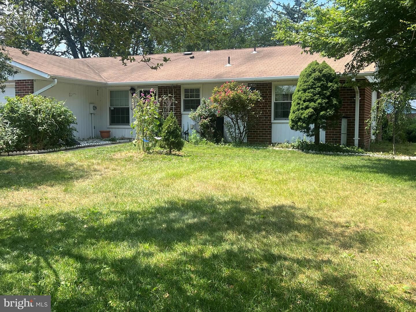 Property Photo: 1099-A Argyll Circle NJ 08701