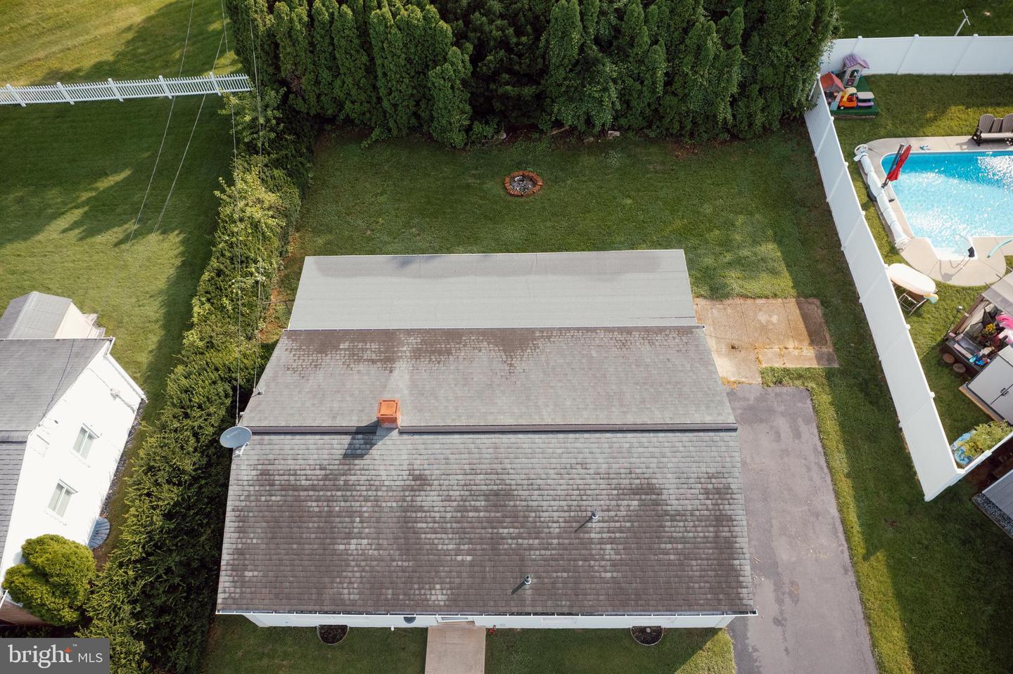 Property Photo: 1677 Glenn Road PA 17601