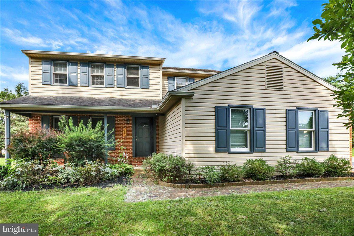 Property Photo:  212 S Homestead Drive  PA 17538 