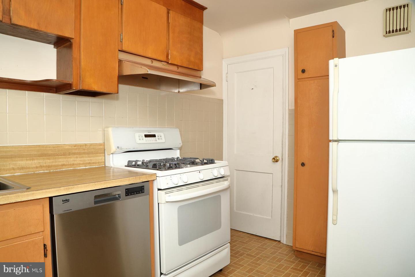 Property Photo: 822 2nd Street PA 17603