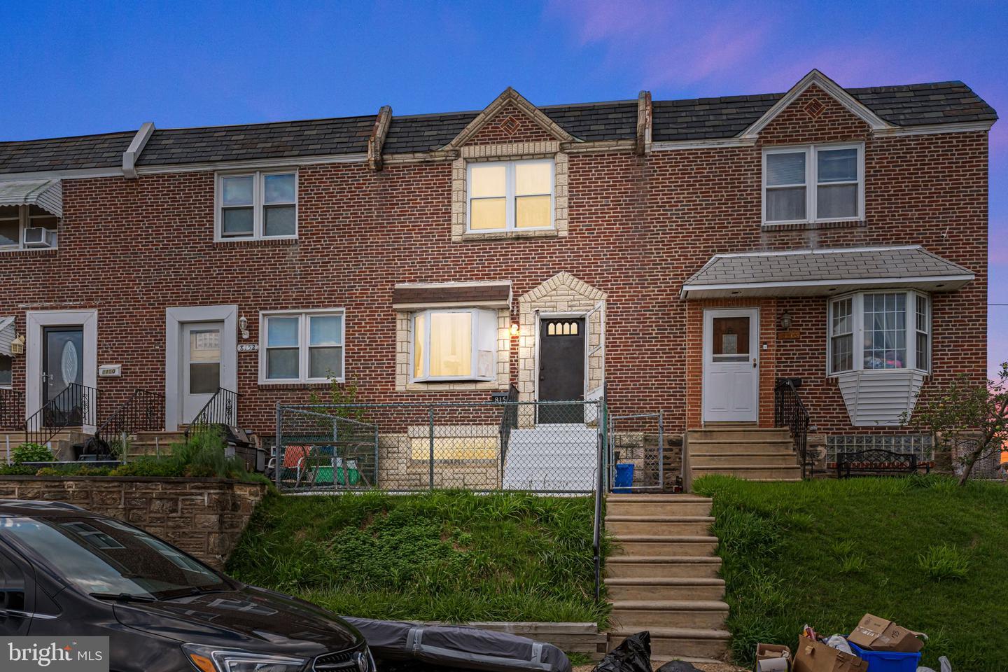 8154 Leon Street  Philadelphia PA 19136 photo
