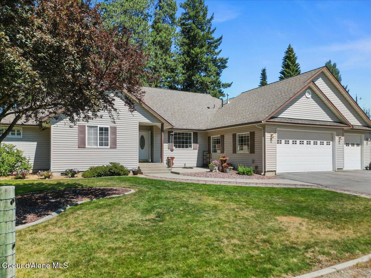 Property Photo:  32595 N 1st Ave  ID 83869 