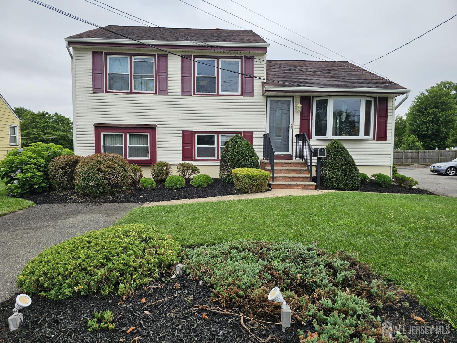304 Maple Avenue  South Plainfield NJ 07080 photo