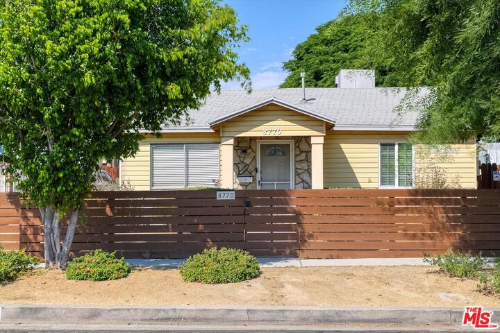 8770 Norris Ave  Sun Valley CA 91352 photo