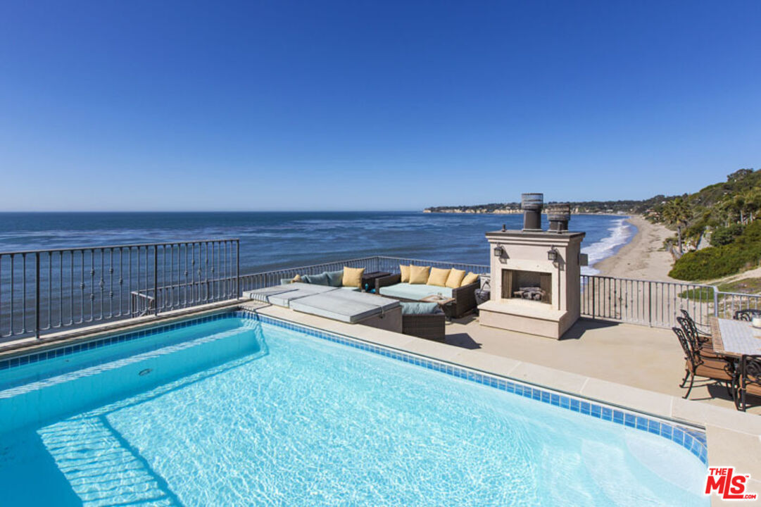 Property Photo:  27368 Escondido Beach Rd  CA 90265 