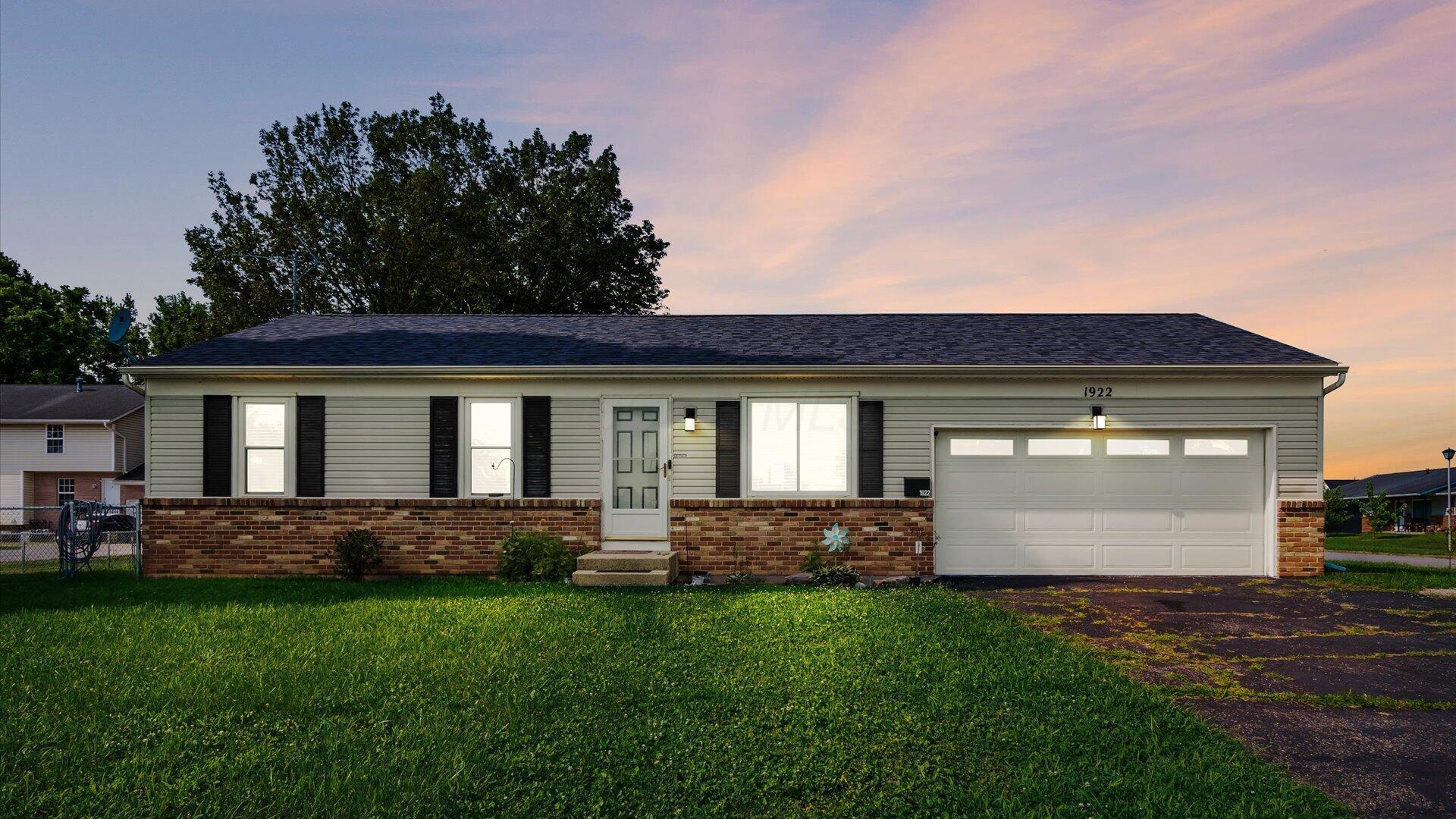 Property Photo: 1922 Reddington Road OH 43055