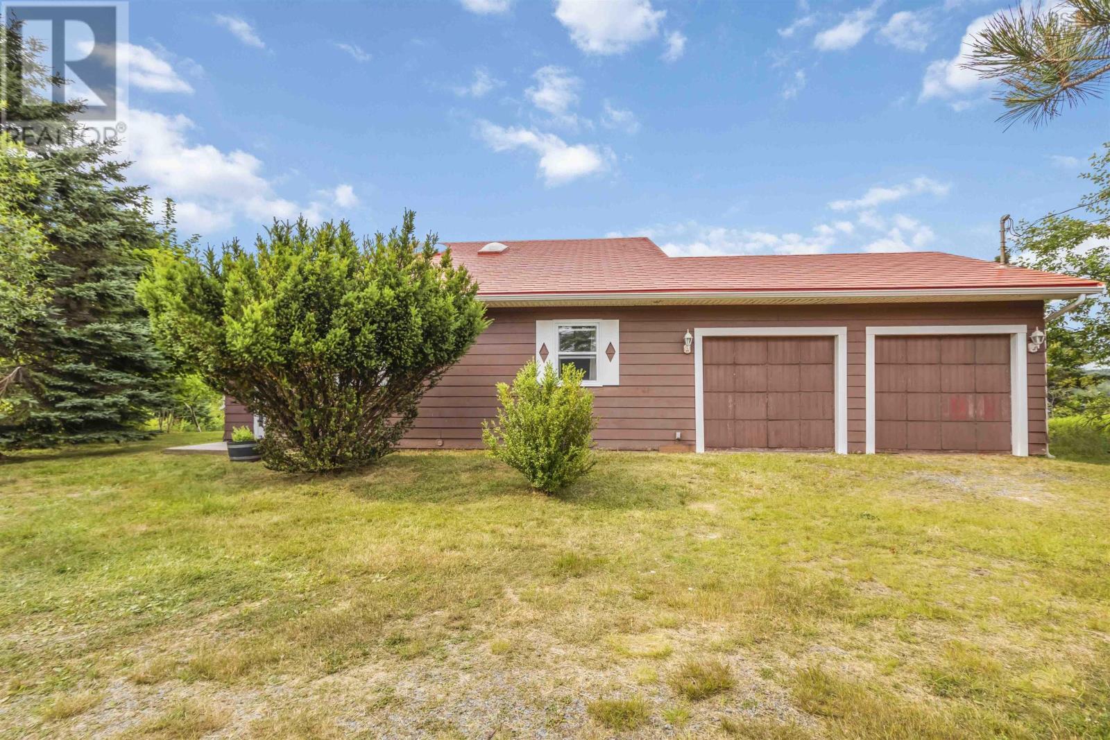 Property Photo: 195 Bellefontaine Road NS B3E 1K7