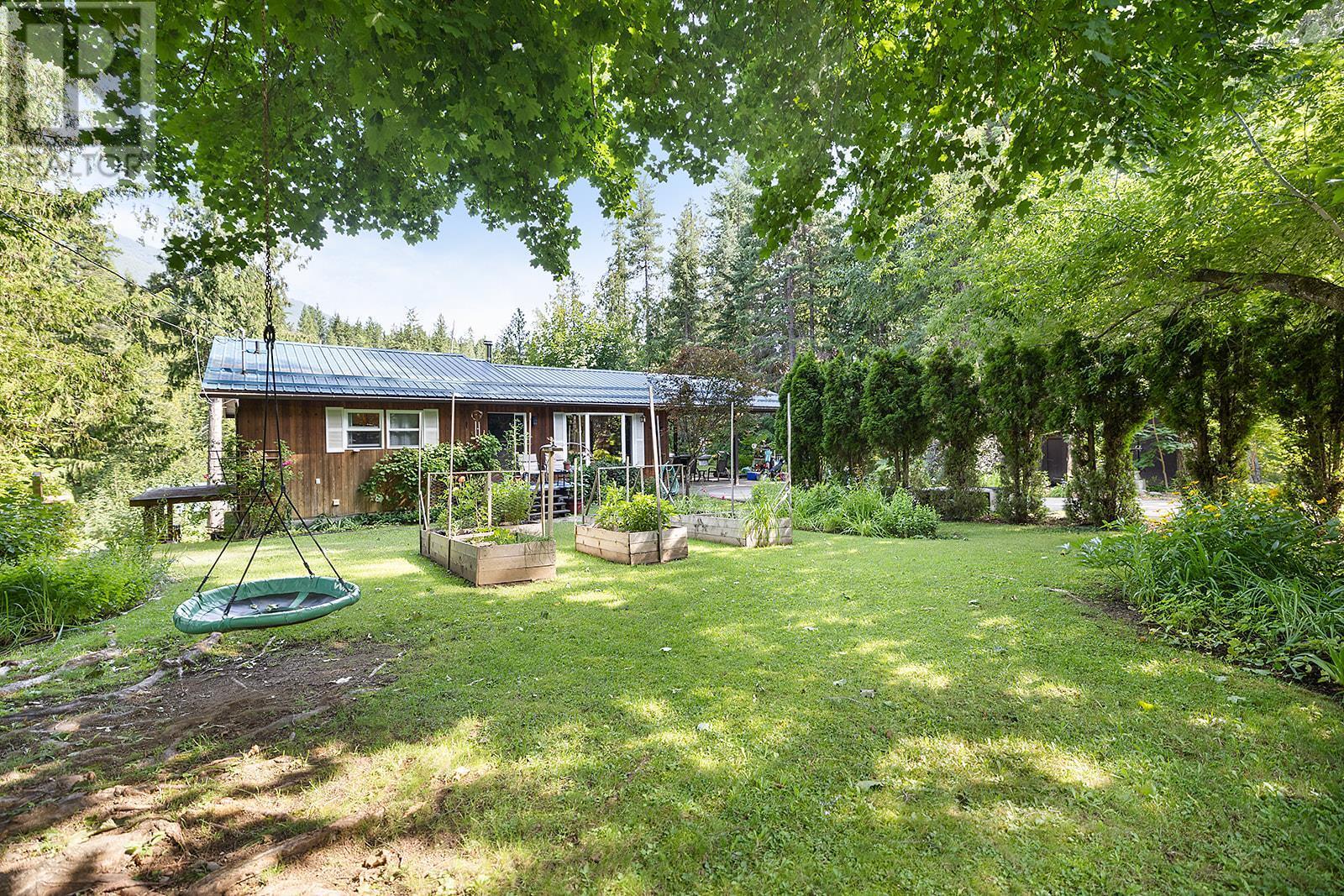 Property Photo: 16324 Bowe Road BC V0B 1E0