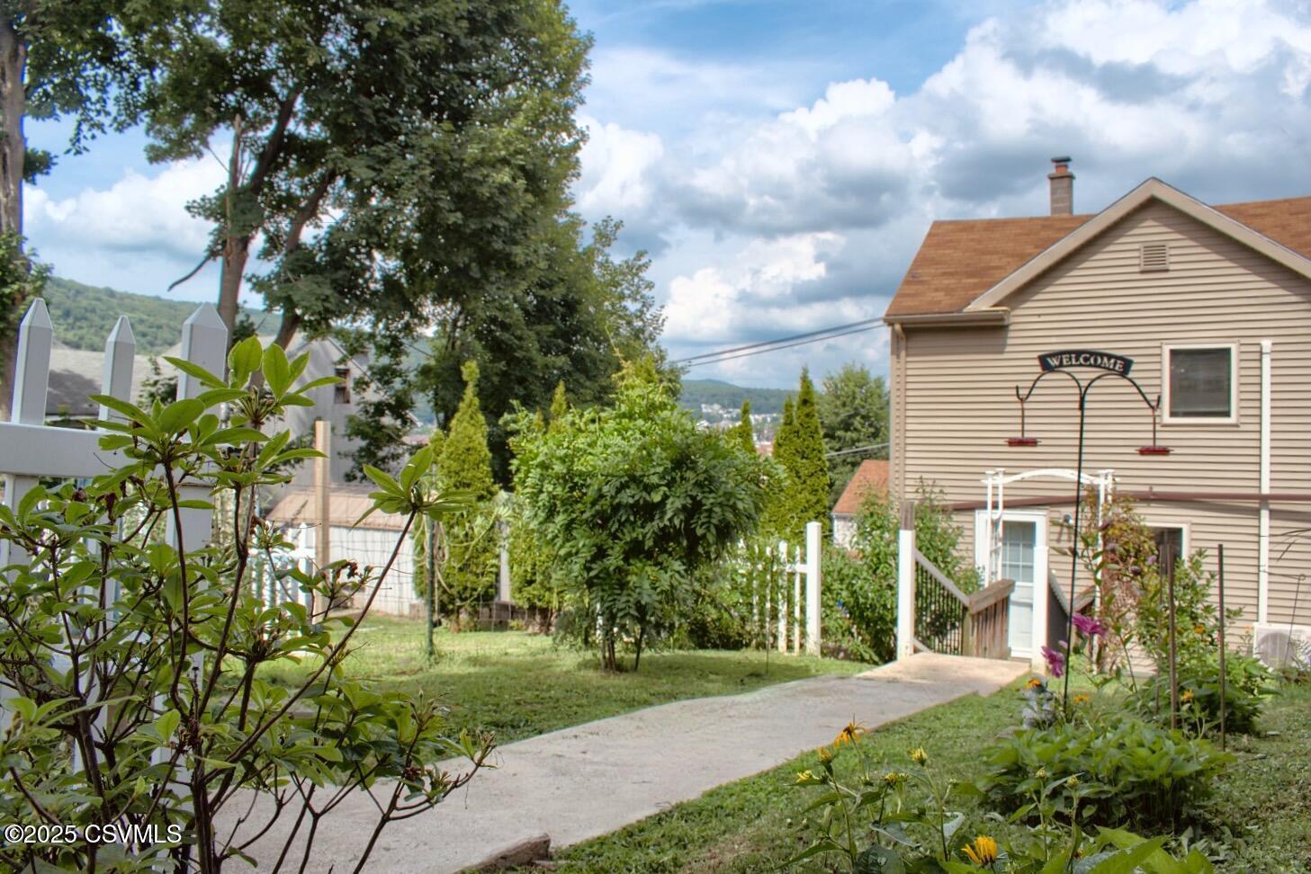 Property Photo:  118 S First Street  PA 17866 