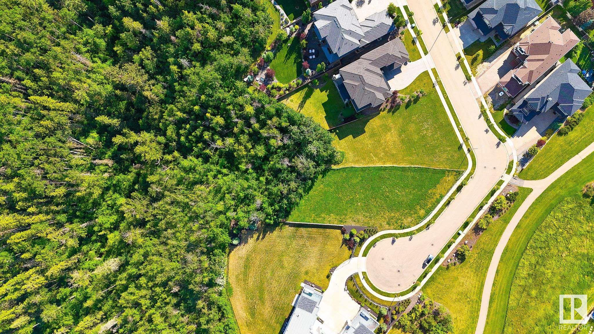 Photo de la propriété:  3739 Cameron Heights Place NW  AB T6M 0R1 