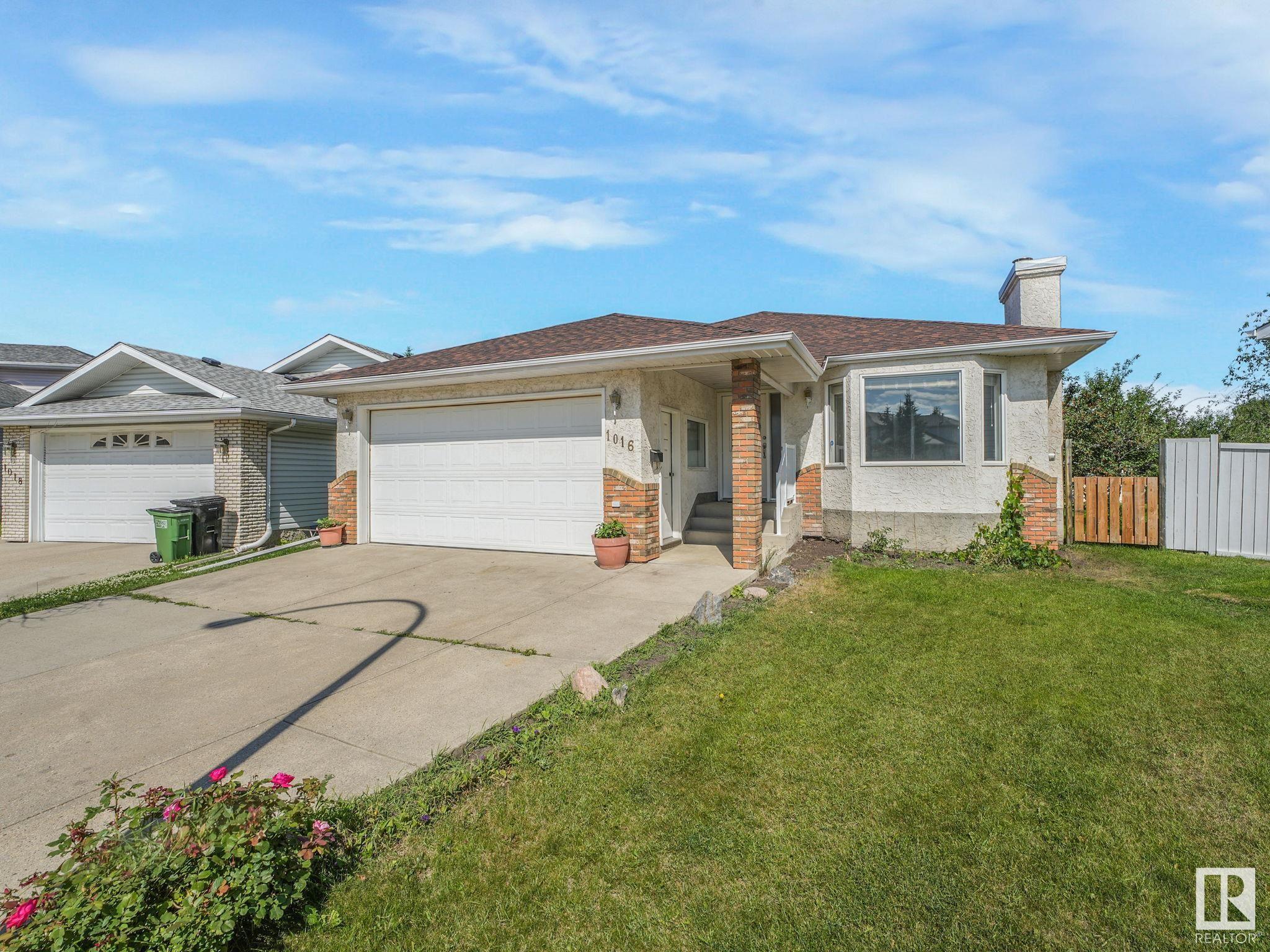 Property Photo:  1016 James Crescent NW  AB T6L 6P6 