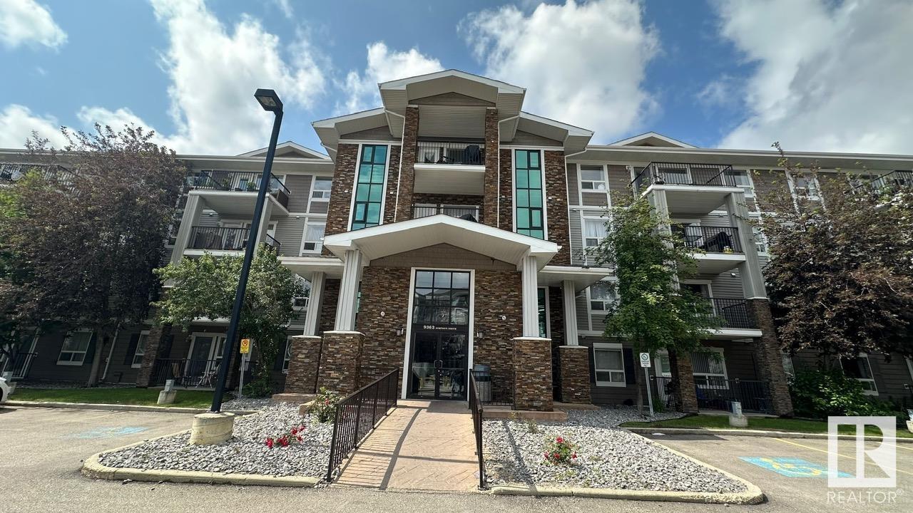9363 Simpson Drive NW 1112  Edmonton AB T6R 0N2 photo